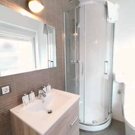 Gonzala By Gaiarooms 2*