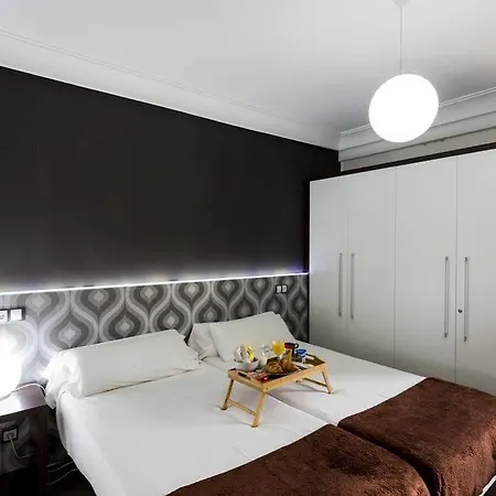 Gonzala By Gaiarooms Pensjonat Salamanka